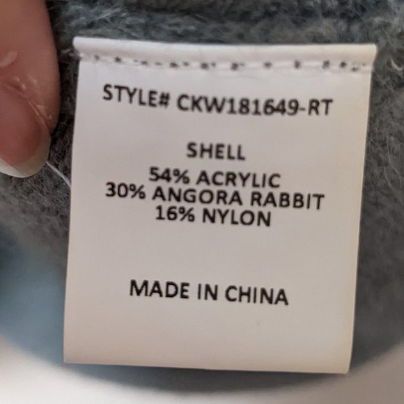 3 for $30 - Fuzzy Grey Knit Sleeveless Top - Picture 4 of 4